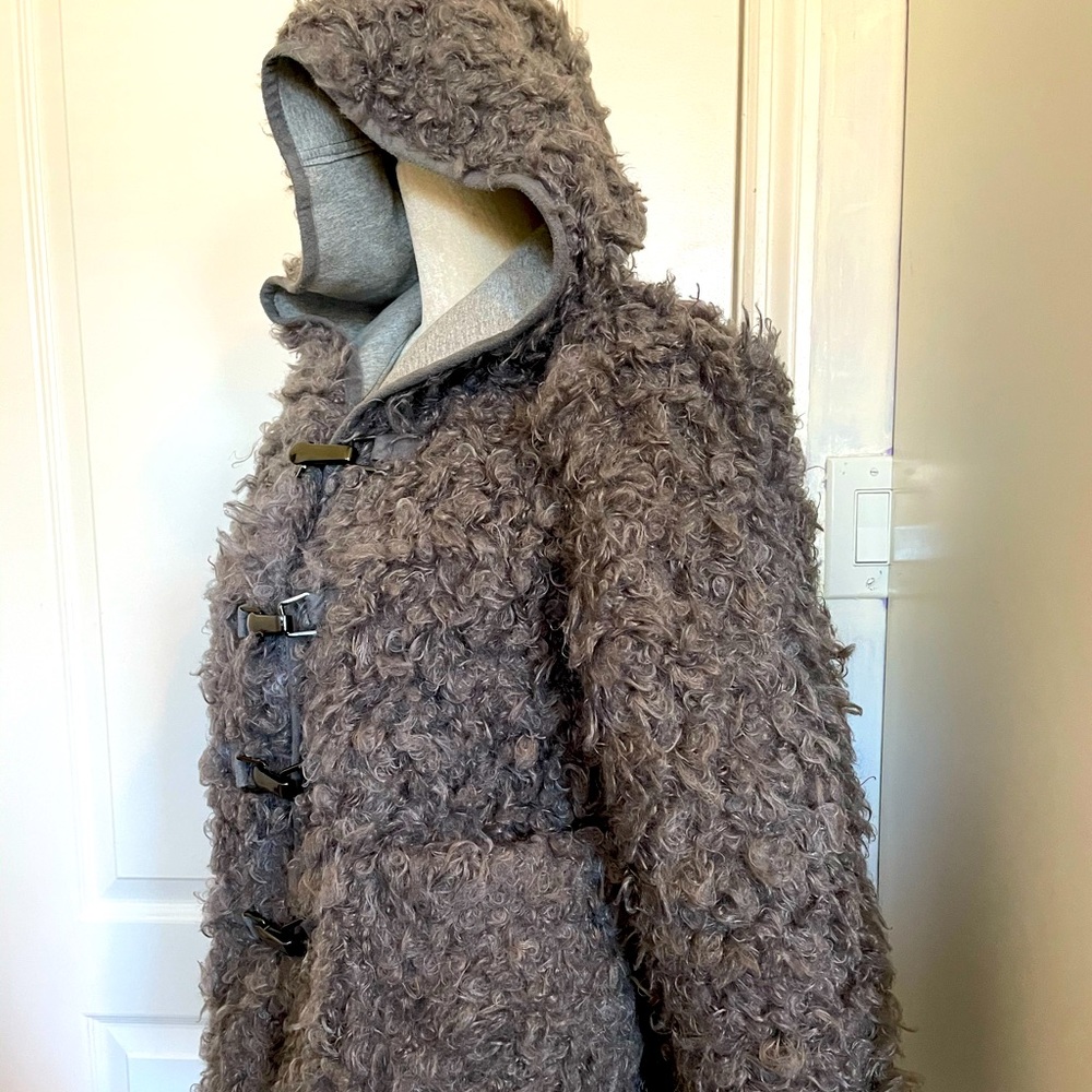 Women’s Adolfo Dominguez Cozy Warm Fuzzy Jacket 8 - Picture 1 of 15